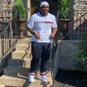 Meet your Posher, Deandre